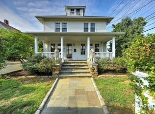 153 Chapel St, Milford, CT 06460