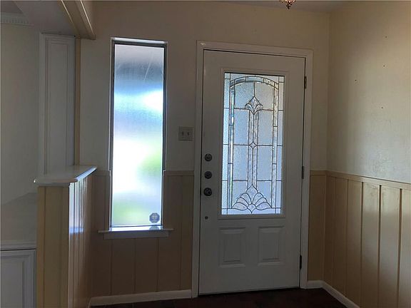 2nd image of 4324 Plantation Dr