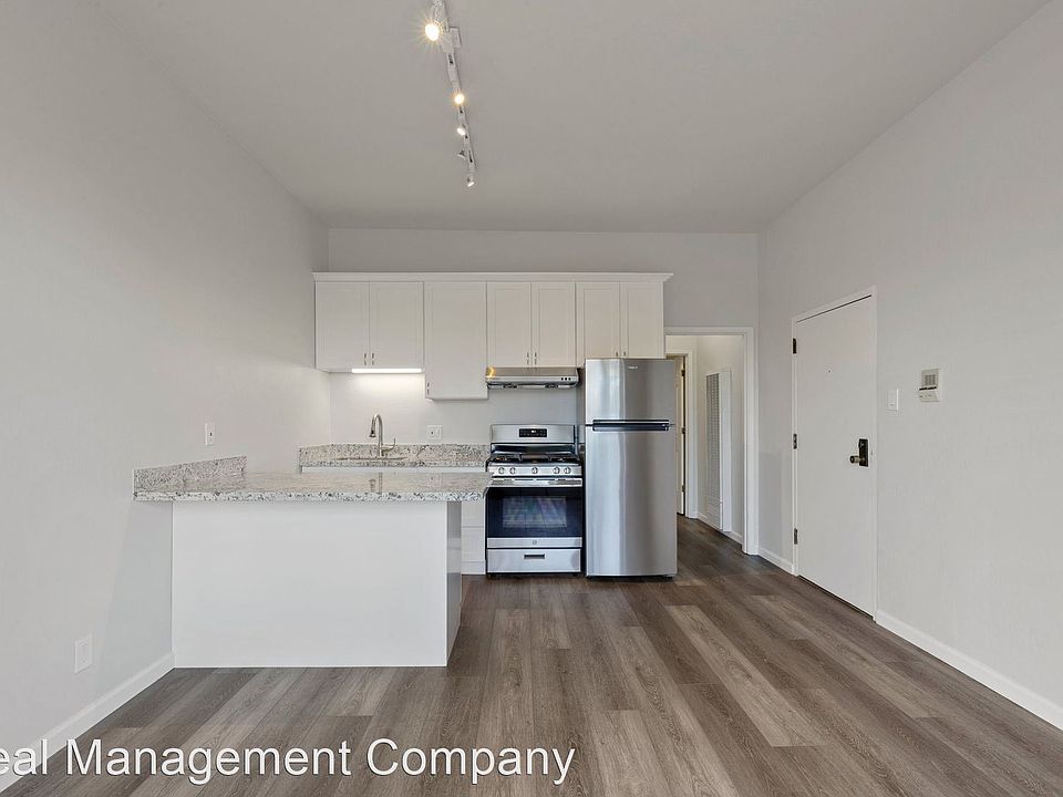 1st image of 33-35 Scott St #1
