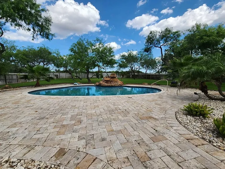 169 Paloma Dr — Photo 19