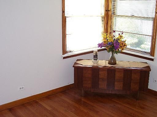 5th image of 9624 S 52nd Ave