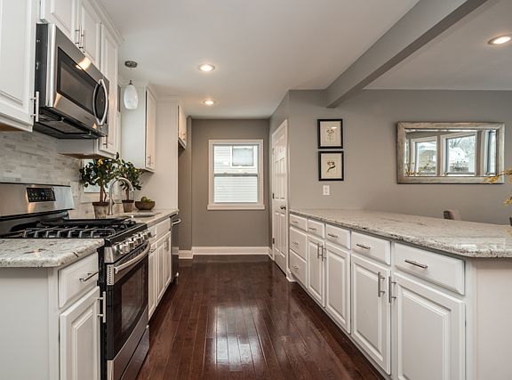 4th image of 6839 Granada Ln