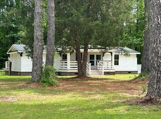 1033 Dawson St, Eutawville, SC 29048