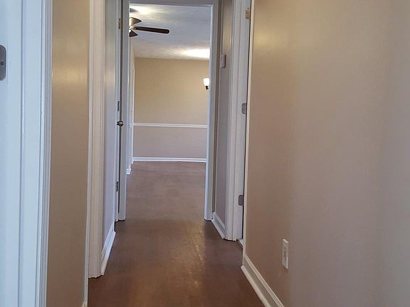 All new laminate hardwood floor 