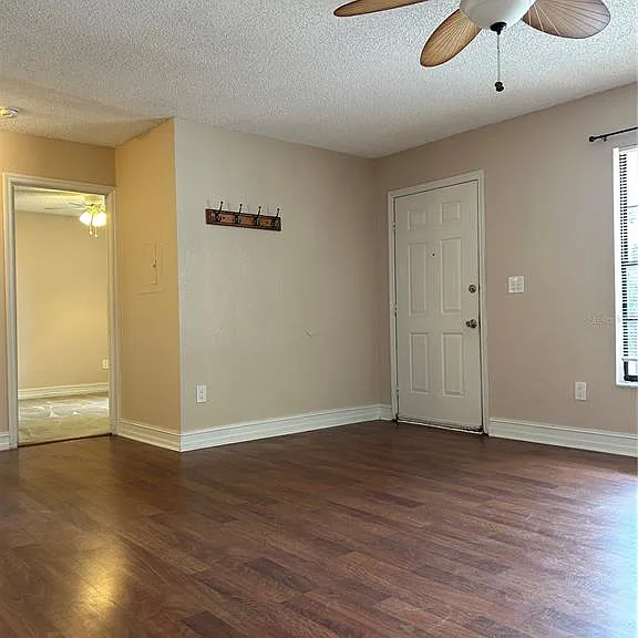 21027 Voyager Blvd #7 — Photo 11
