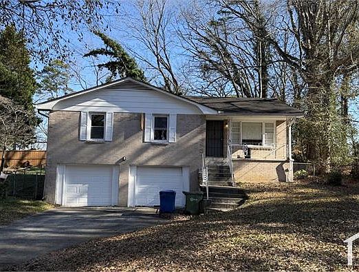 1st image of 339 Larchmont Dr NW