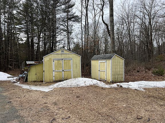 3rd image of 776 Brainards Forge Rd