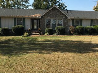 262 Indian Lake Rd, Hendersonville, TN 37075