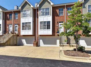 244 N Village Ct #12, Palatine, IL 60067