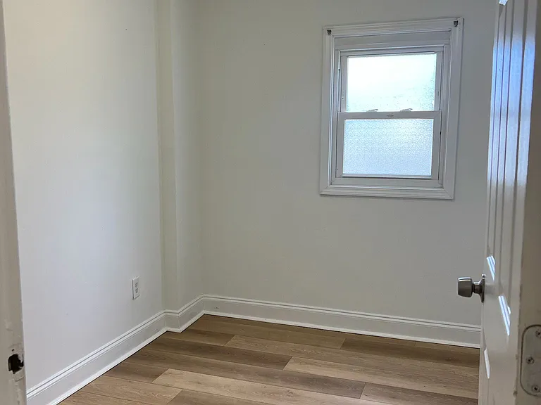 1517 Tinkertown Ave #B — Photo 12