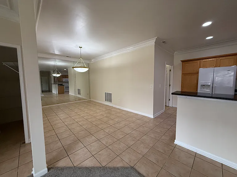 5631 Twin Oaks Dr — Photo 15