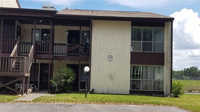 1st image of 19204 Sandalwood Dr