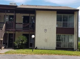 19204 Sandalwood Dr, Wildwood, FL 34785
