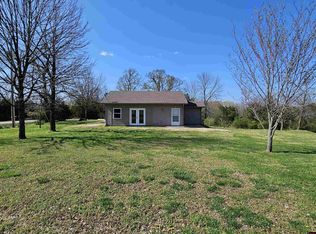 9 Stormy Ln, Mountain Home, AR 72653