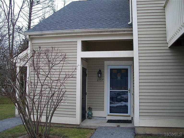 1st image of 2107 Martingale Dr