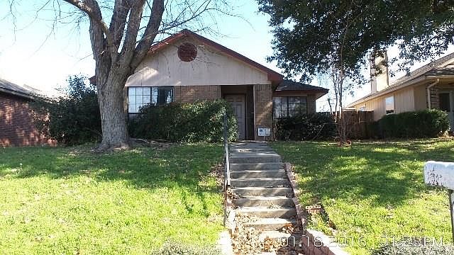 1st image of 7216 Blackthorn Dr