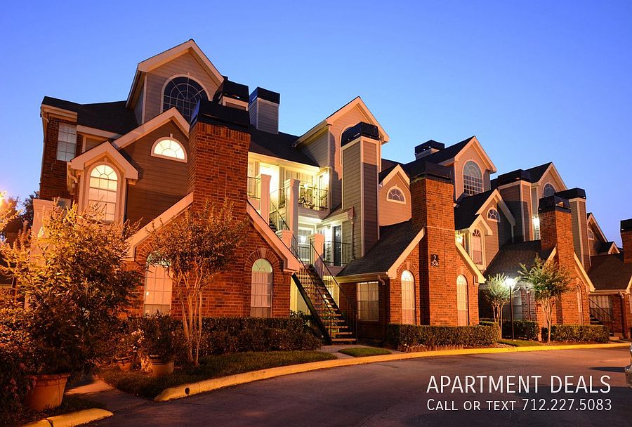 1st image of 2834 Greenbriar St #3571