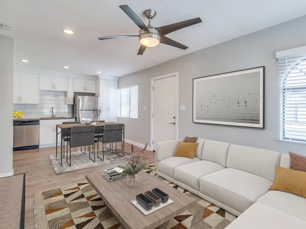C30, 1102-1114 30th St #2986, San Diego, CA 92102