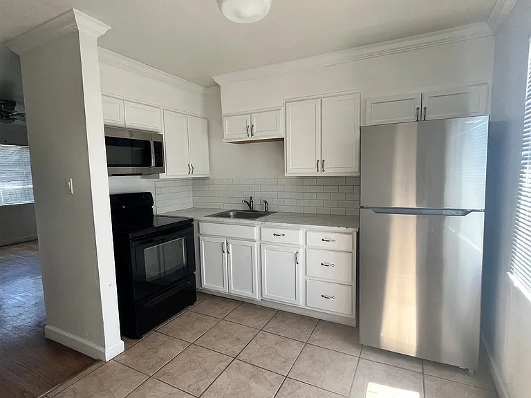 935 Sheridan St #3 — Photo 9