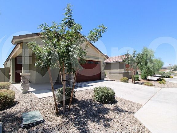 3rd image of 40621 W Hillman Dr