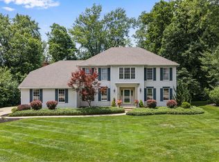 5720 Nicholson Dr, Hudson, OH 44236