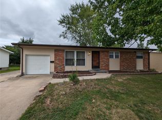 695 Starlet Dr, Florissant, MO