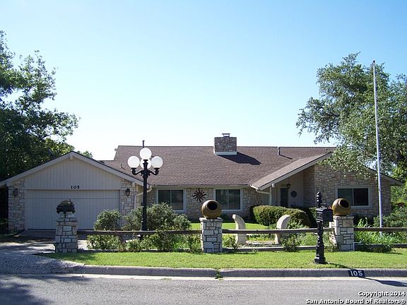 2nd image of 105 Larry Lee Dr E