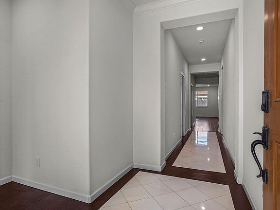 2nd image of 9433 Vintage Port Way