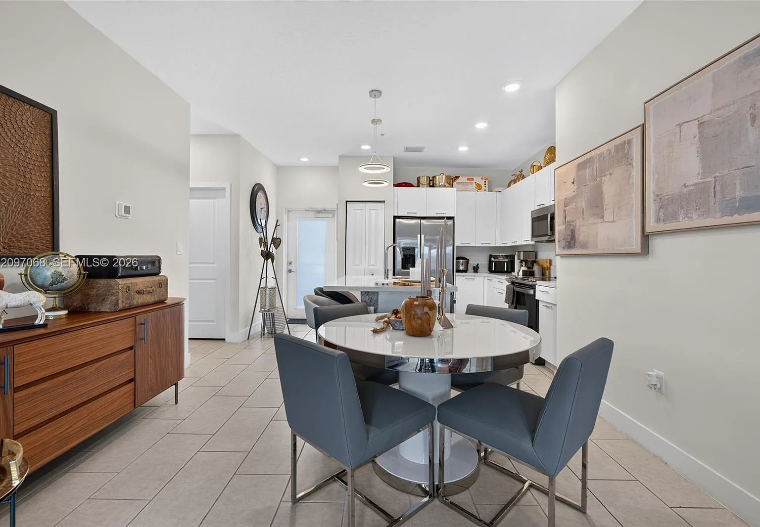 Downtown Doral South Phas — Photo 3