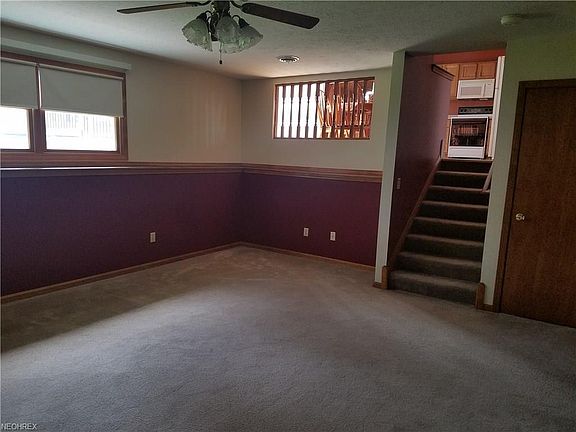 5th image of 806 Song Bird St