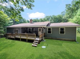 366 Mattity Rd, North Smithfield, RI 02896