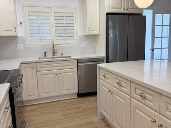 1670 Alta Vista Dr, Vista, CA 92084