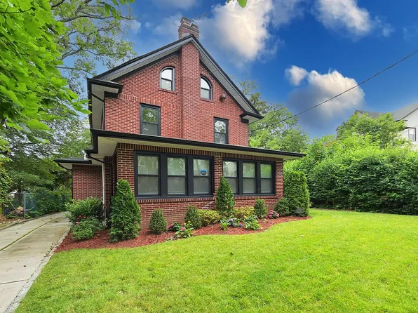 176-12 Croydon Rd, Jamaica, NY 11432