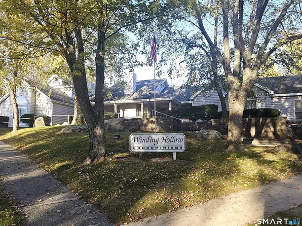 15 Crown Knoll Court #41, Groton, CT 06340