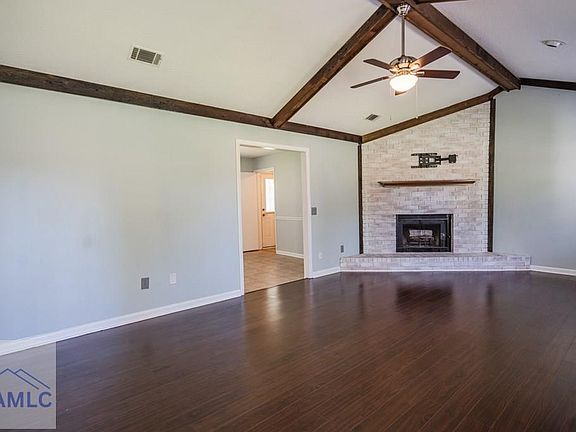 4th image of 257 Whitetail Cir