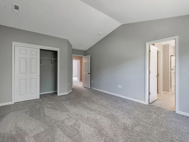 4860 Osprey Pointe Dr — Photo 6