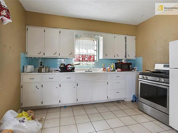Unit 1 Kitchen