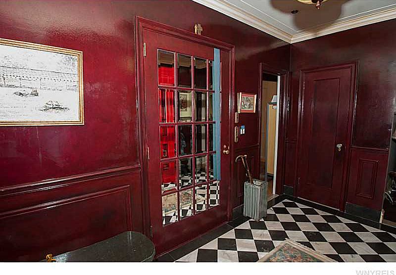 1st image of 925 Delaware Ave #10B