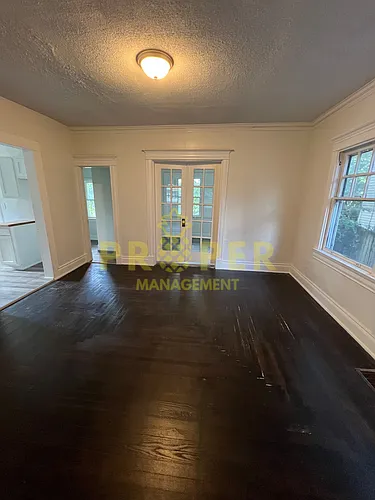932 Harvard Blvd Photo 1