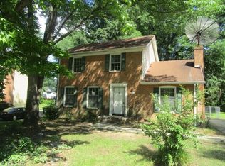 311 W Montcastle Dr, Greensboro, NC 27406