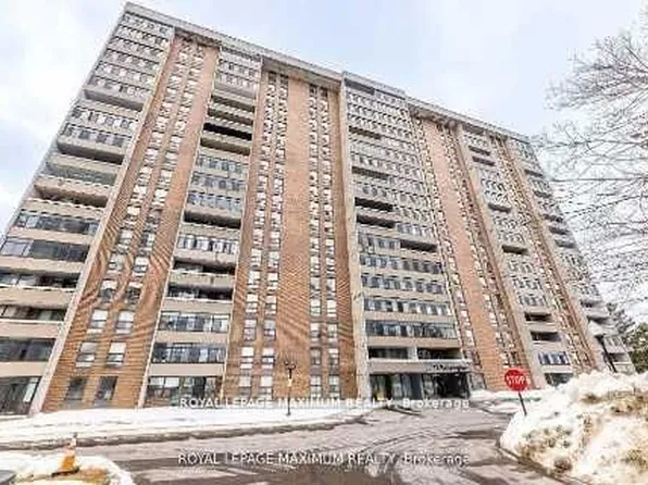 15 Kensington Rd #1912, Brampton, ON L6T 3W2