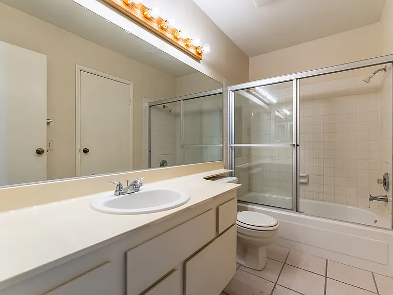 5609 Orchard Ln — Photo 8