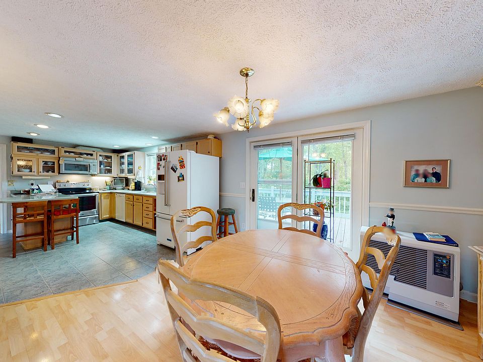 22 Buttonwood Road, South Berwick, ME 03908 Zillow