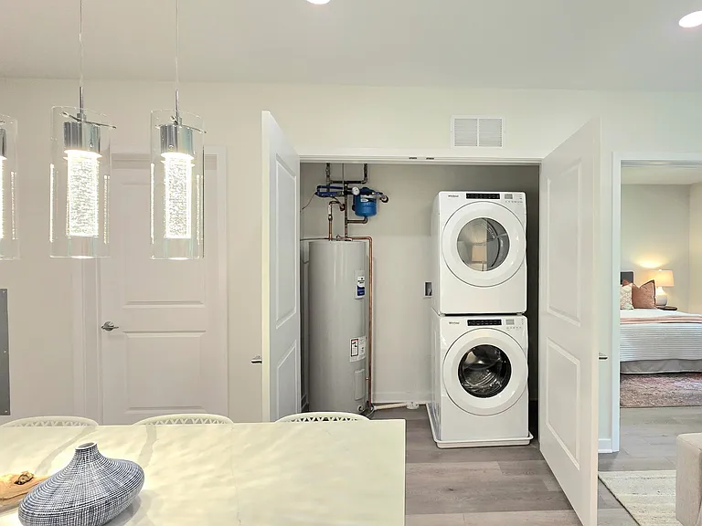 135-137 Fairfield Rd #100 — Photo 10