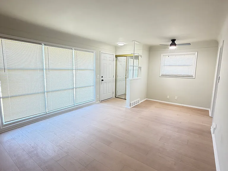 15741 Ellis St — Photo 7