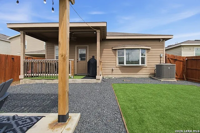 12122 Canyon Rock Ln — Photo 26