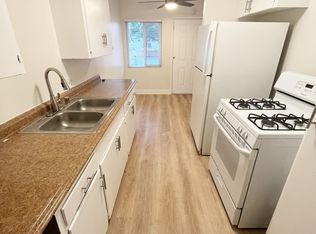 917 W 19th St #A, Costa Mesa, CA 92627