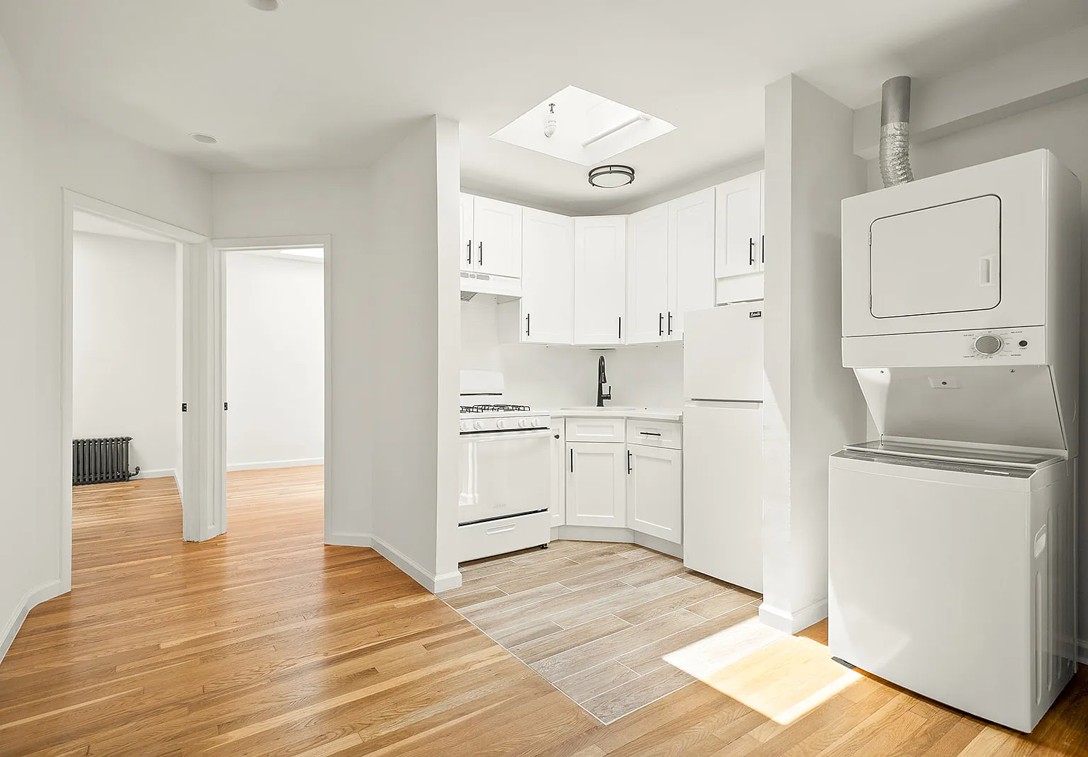 656 Dean Street — Photo 2
