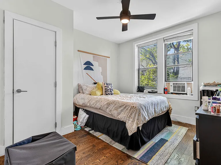 35 Clarkson Ave #4D — Photo 4