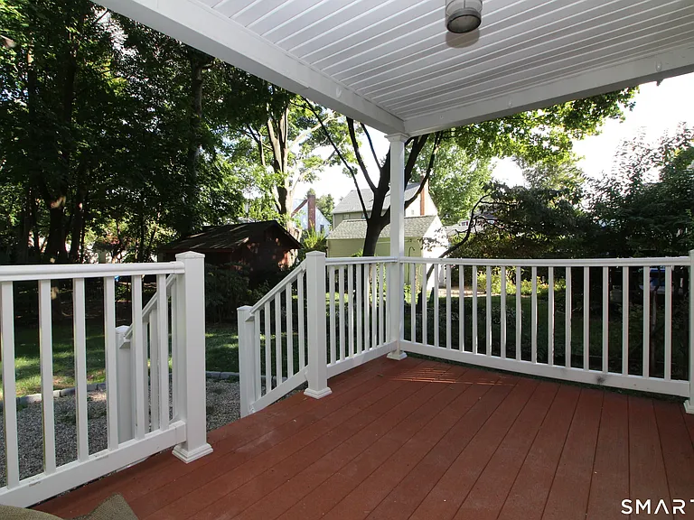 53 Lilac Ave — Photo 23